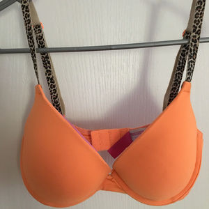 PINK Victoria's Secret Bra
